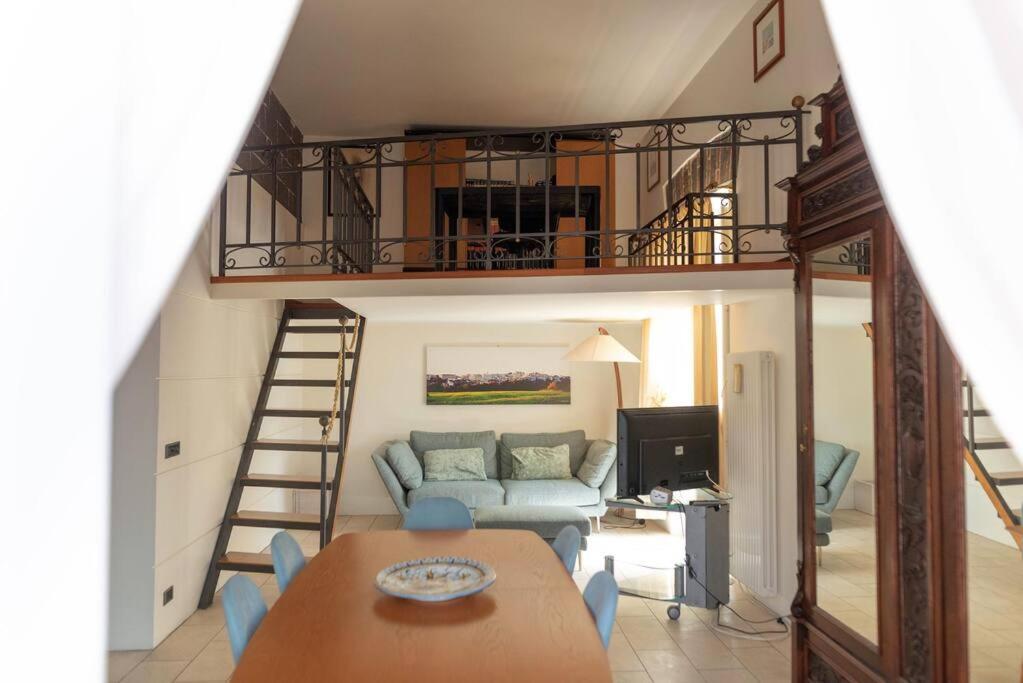 Ercole Luxury Flat Apartment เซสซาอูรุนกา ภายนอก รูปภาพ